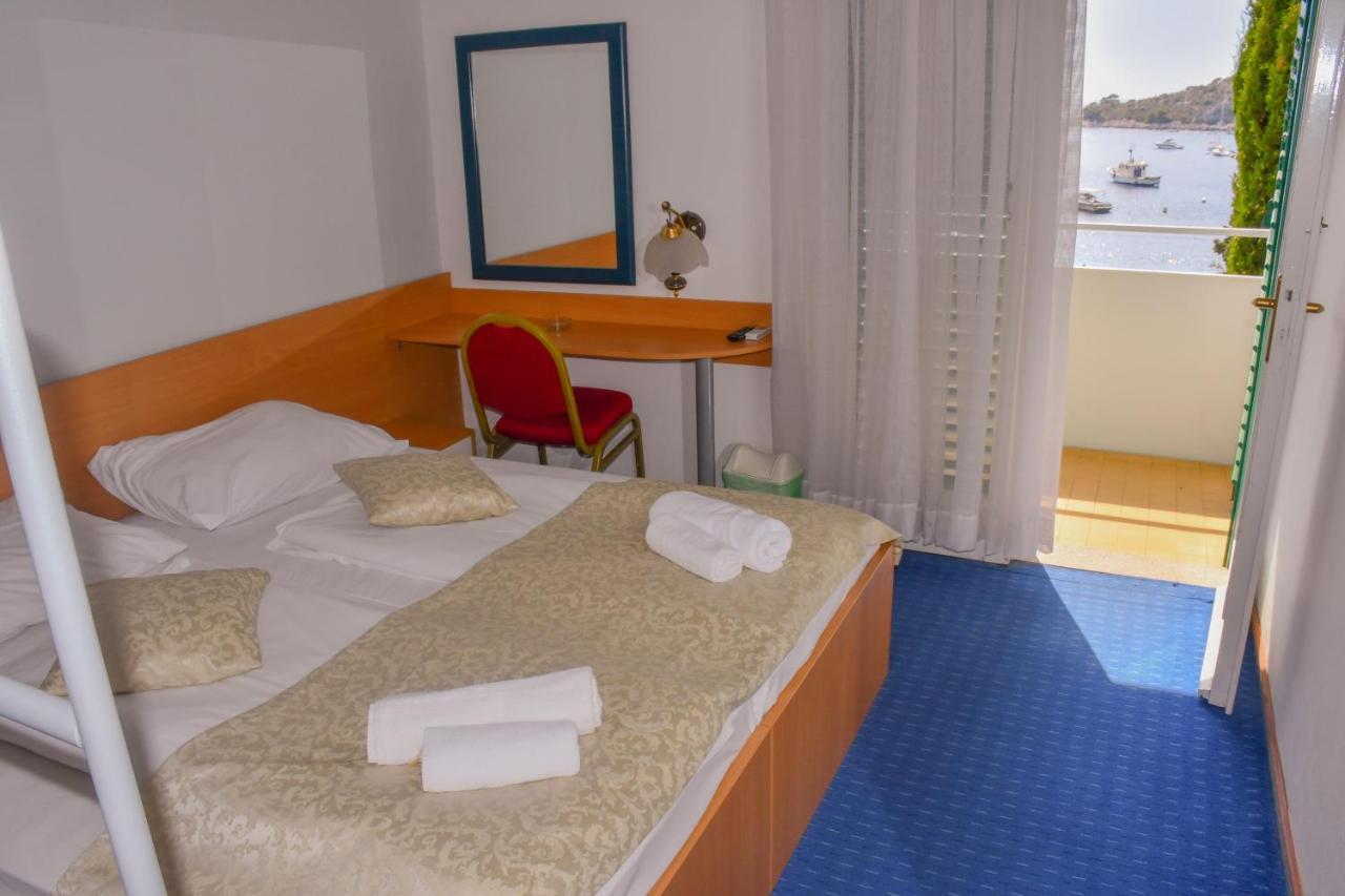Sirena Hvar Hotel