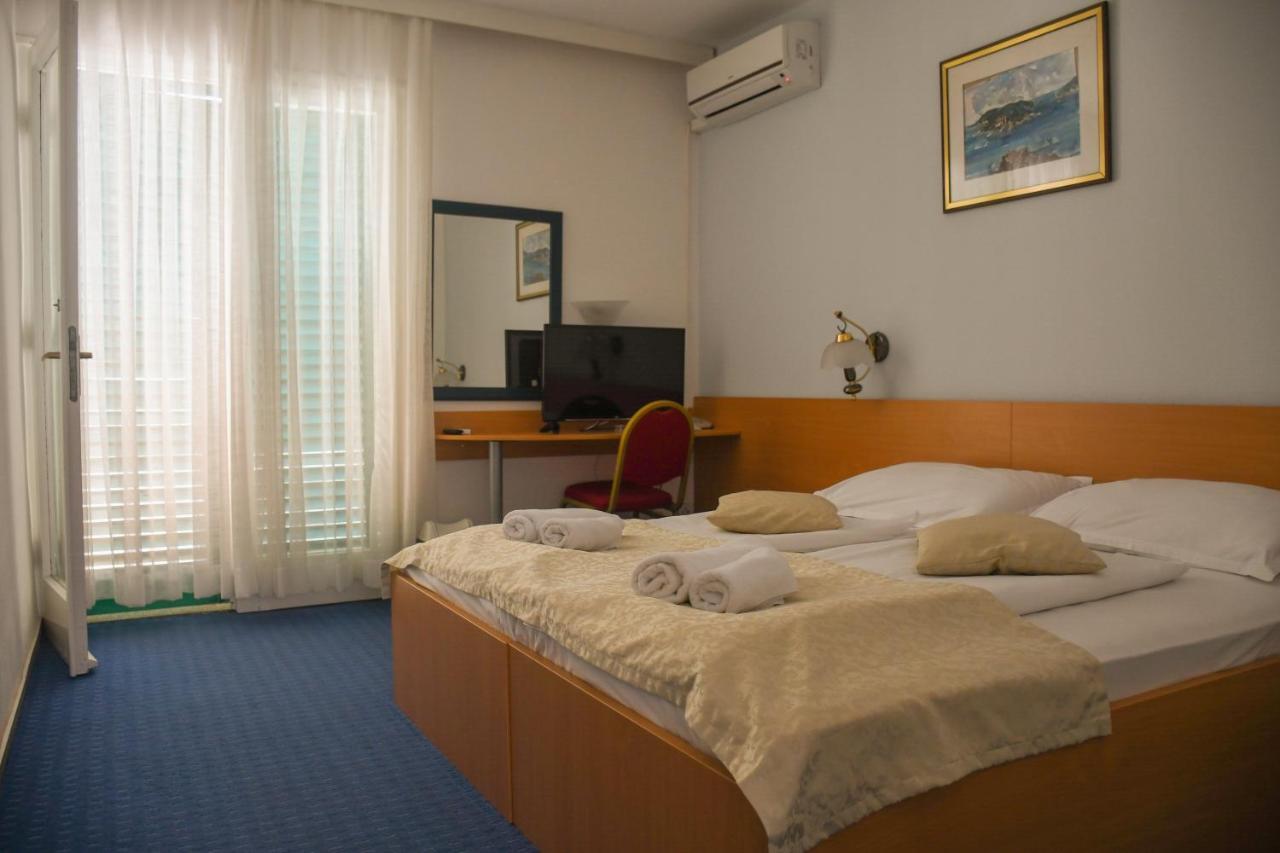 Sirena Hvar Hotel 3*