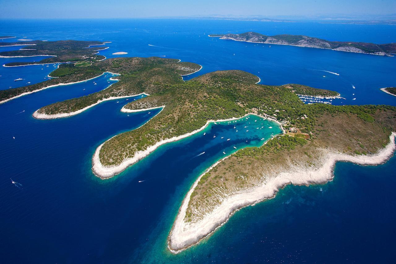 Hotel Sirena Hvar 3*